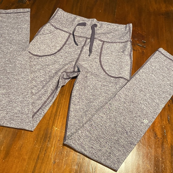 LULULEMON PURPLE HEATHER HIGH WAISTED JOGGERS🖤 - Picture 7 of 13